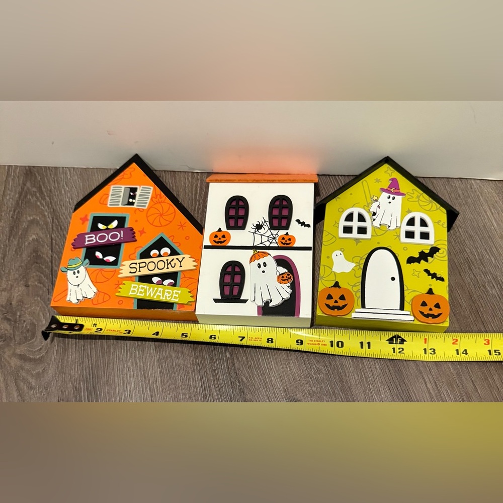 🍁 Cute HEB Wooden Halloween Haunted House Party Decorations- Set of 3- NWT - Picture 4 of 5